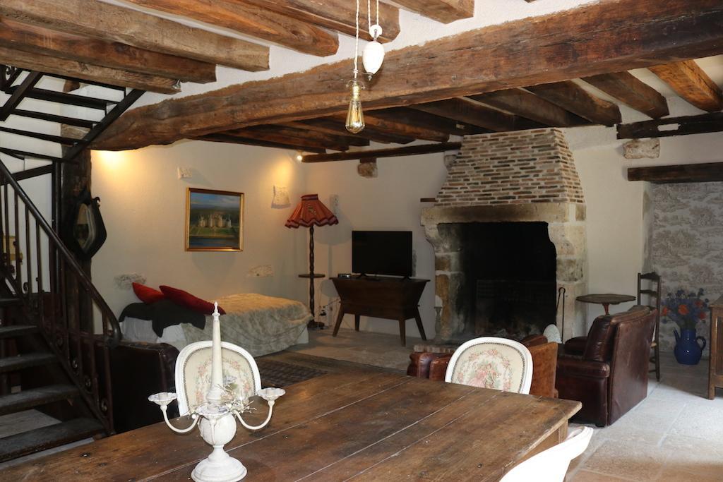 Maison D'Hotes Moulin Du Bas Pese モン・プレ・シャンボール エクステリア 写真
