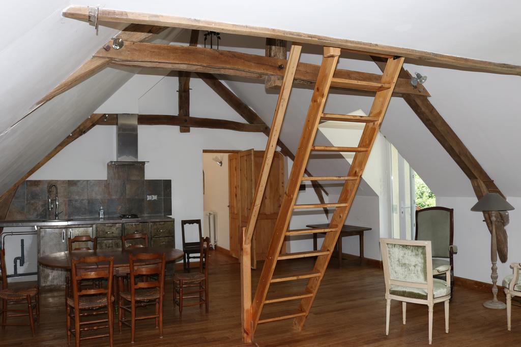 Maison D'Hotes Moulin Du Bas Pese モン・プレ・シャンボール エクステリア 写真